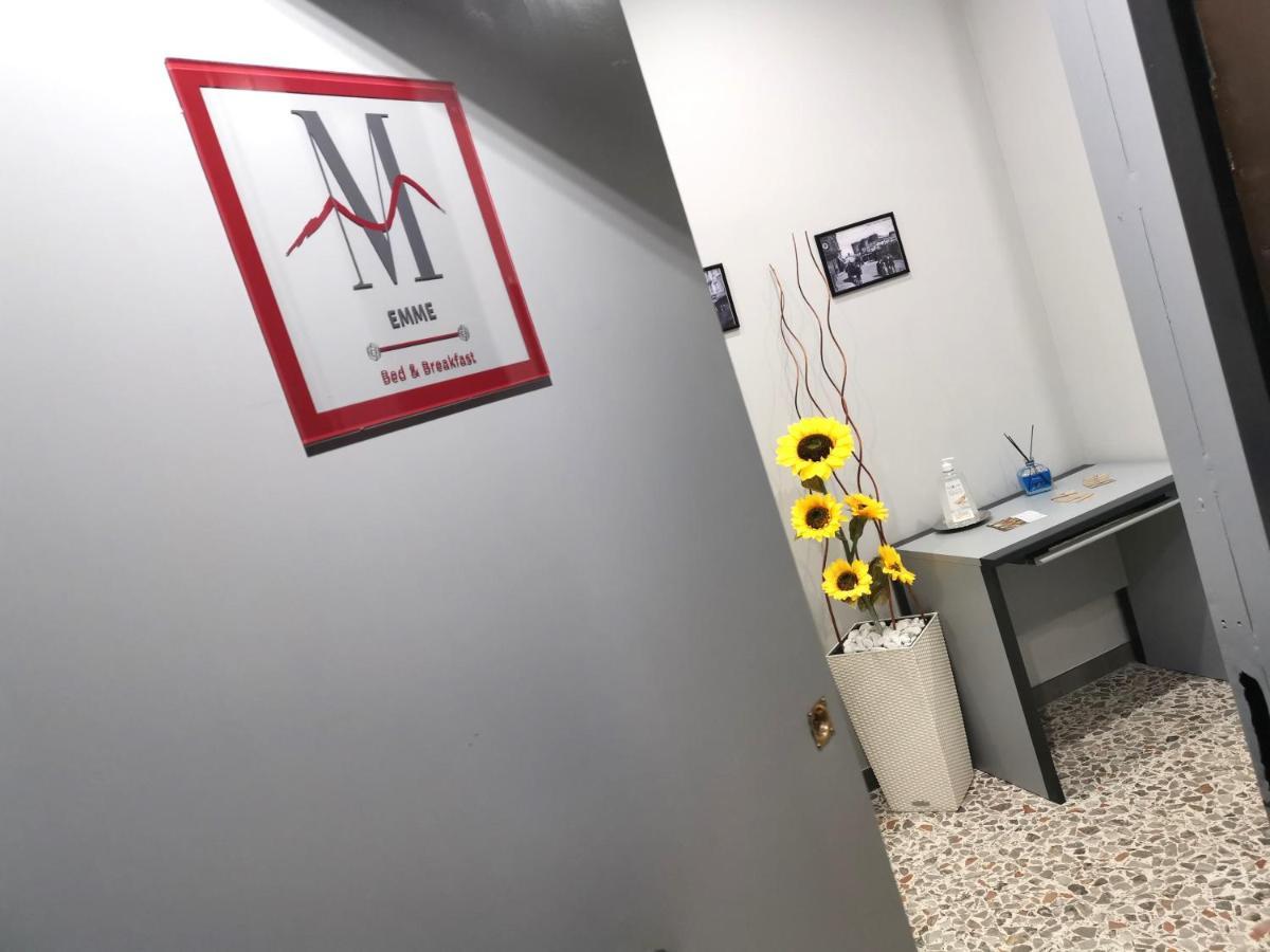 Bed and Breakfast Emme Napoli Zewnętrze zdjęcie